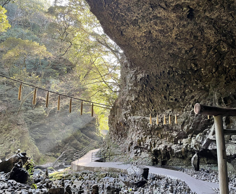 日常の浄化に　祝詞と般若心経で心と空間を整えるシンプルな習慣