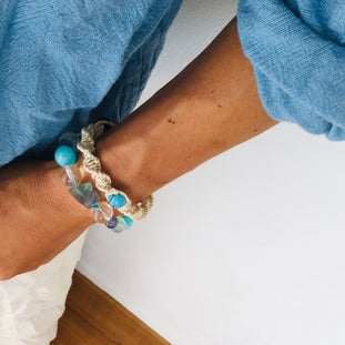 国産100％精麻とターコイズのDNAブレスレットＳサイズ