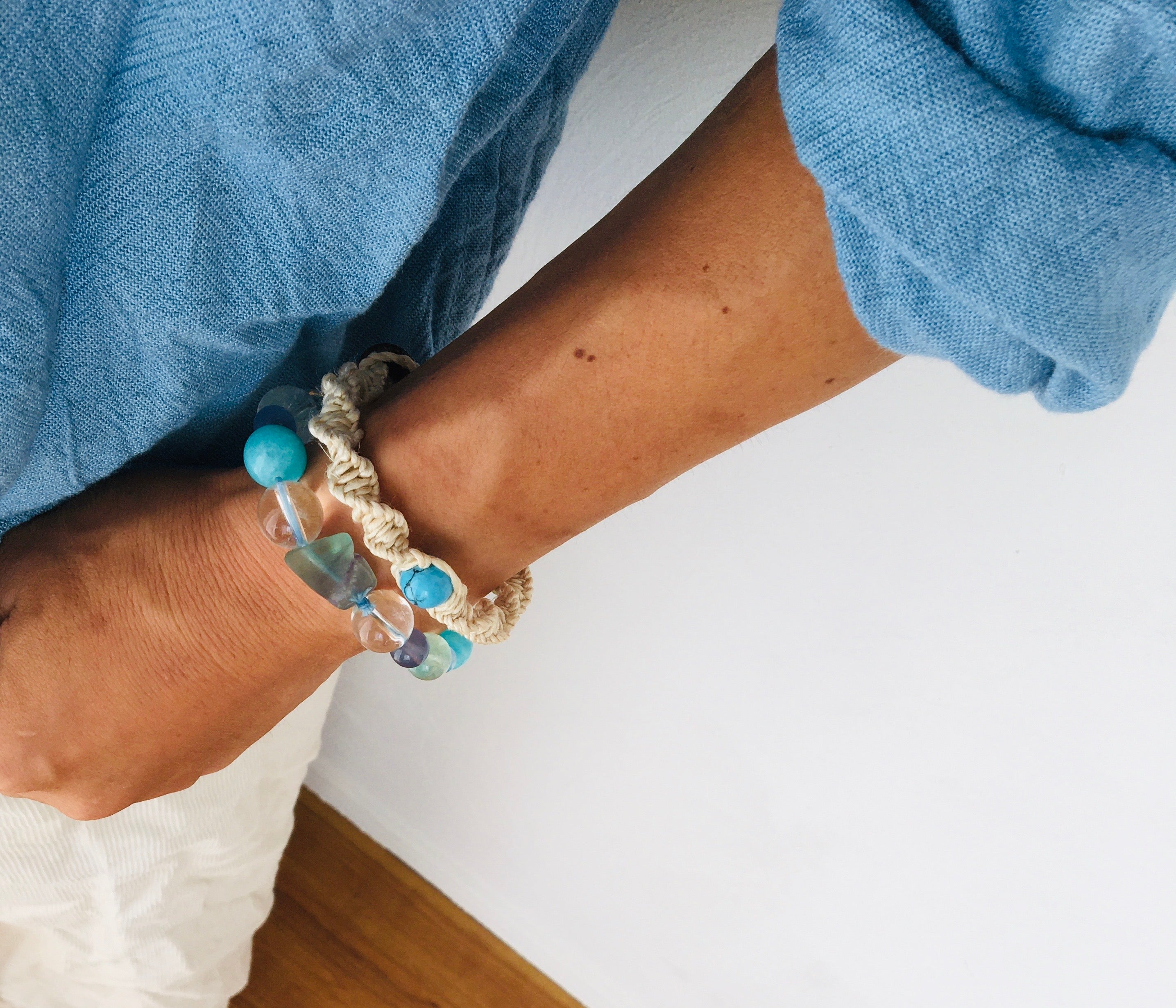 国産100％精麻とターコイズのDNAブレスレットＳサイズ