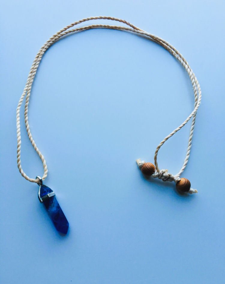 神が宿る植物精麻とアメジストのペンダント