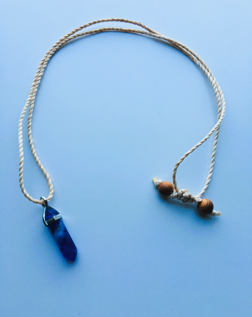 神が宿る植物精麻とアメジストのペンダント