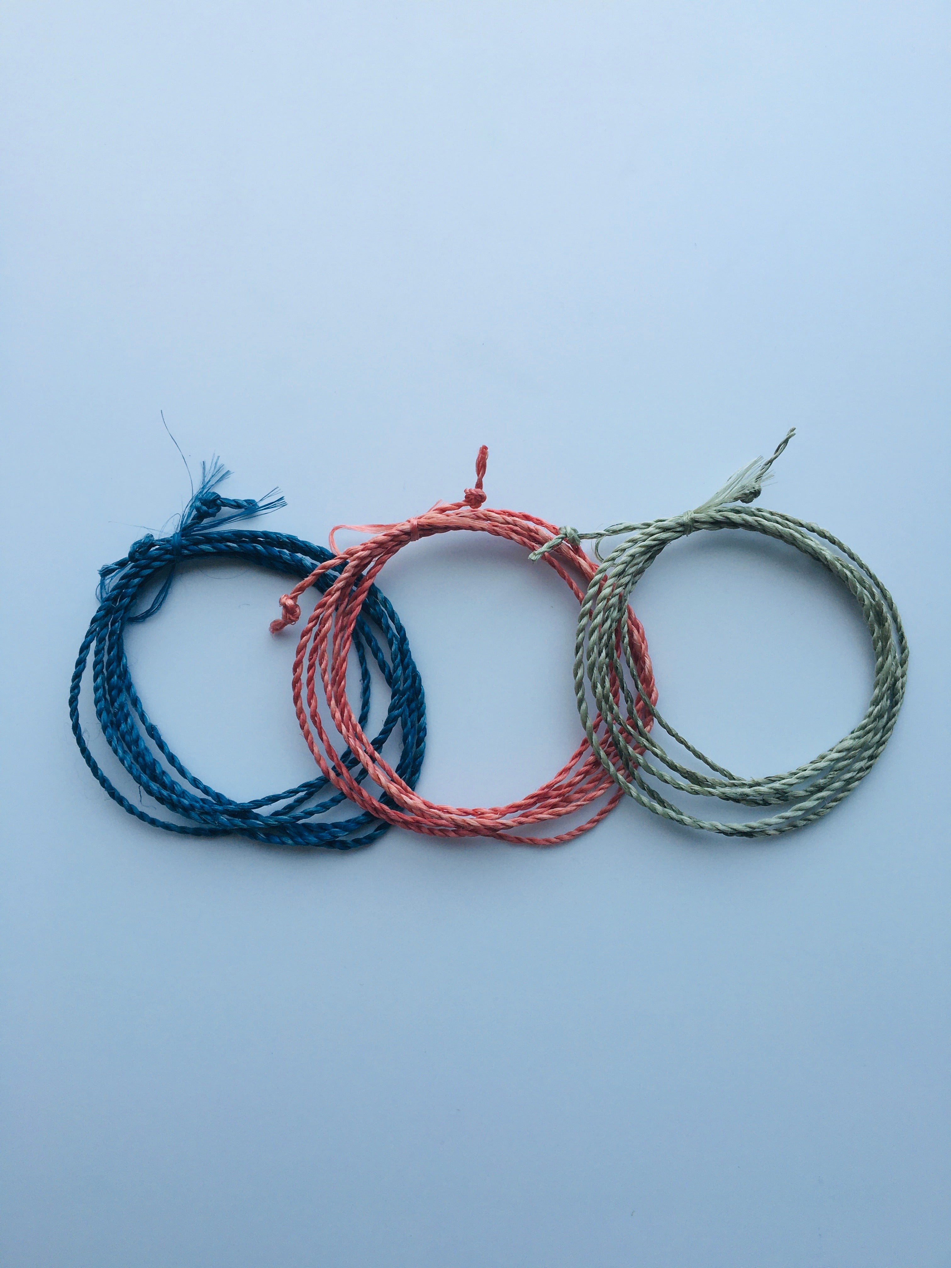 希少な野州麻の藍染め精麻の紐100㎝　Indigo‑Dyed Sacred Seima Cord