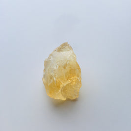 国産１００％精麻と金運アップの石シトリンの石包みペンダント