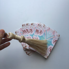 希少な特等精麻とタイガーアイを使用したプレミアムほうき