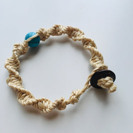 国産100％精麻とターコイズのDNAブレスレットＳサイズ