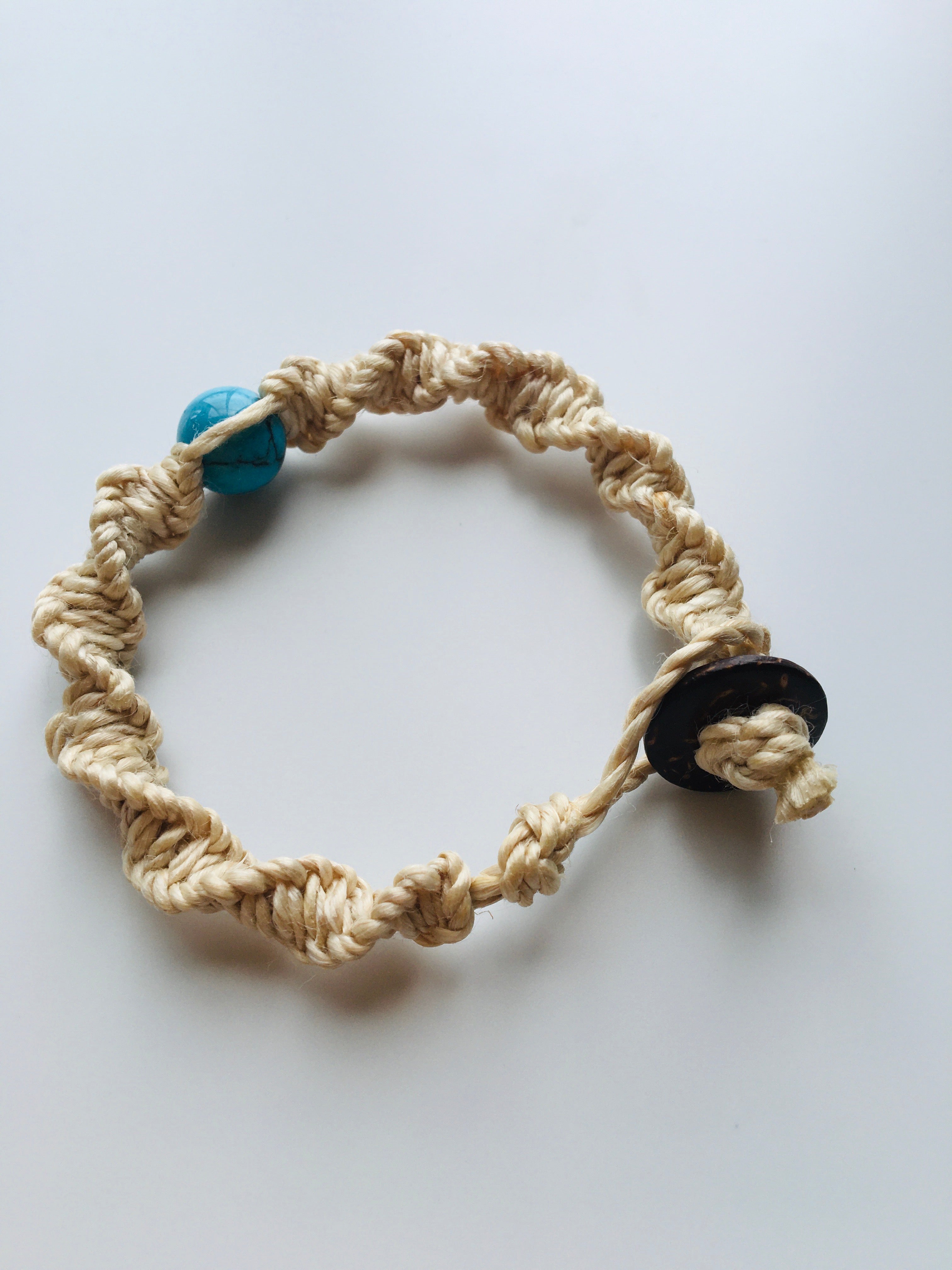 国産100％精麻とターコイズのDNAブレスレットＳサイズ