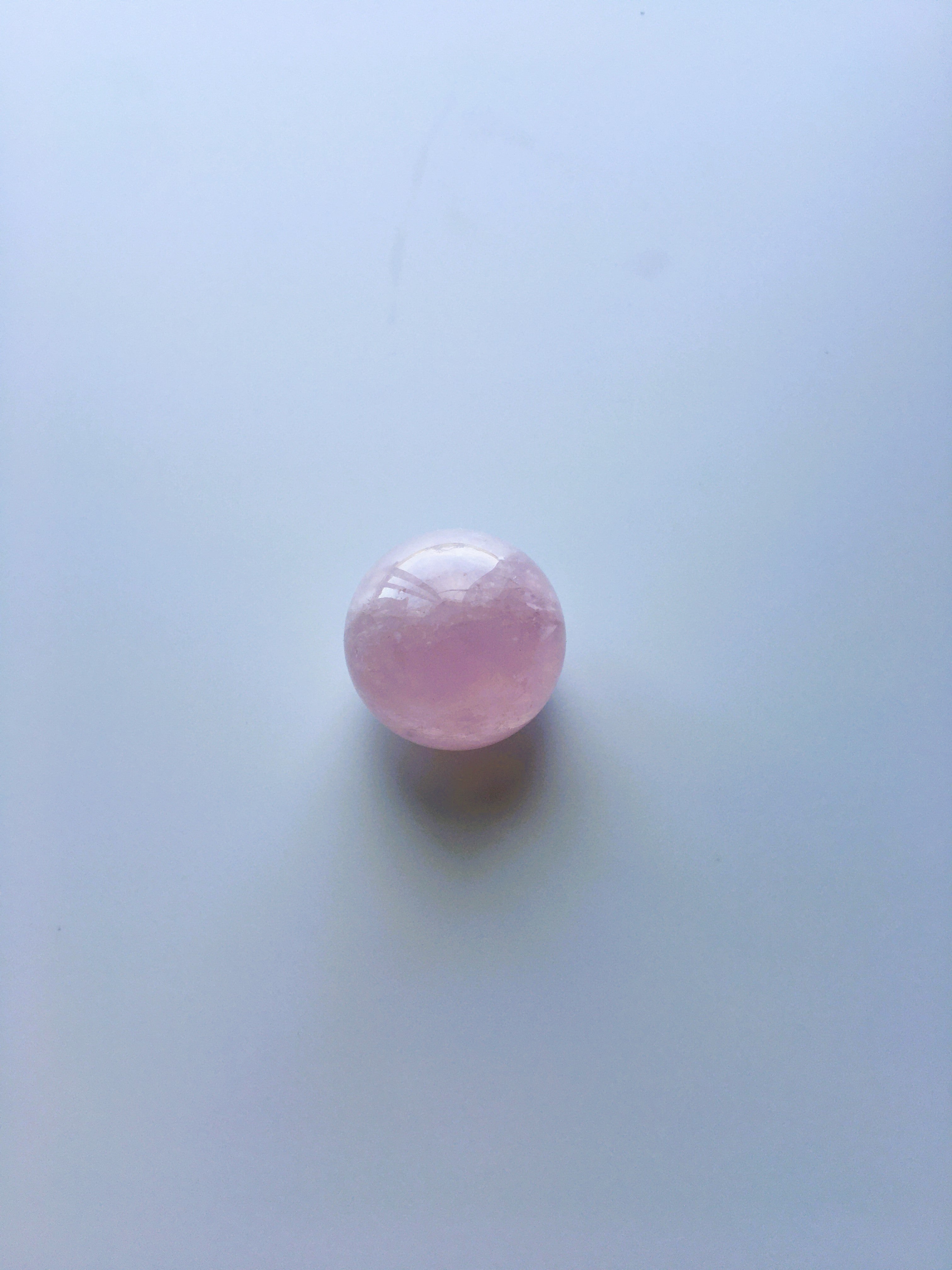 神が宿る植物精麻とローズクォーツを使用した石包みペンダント