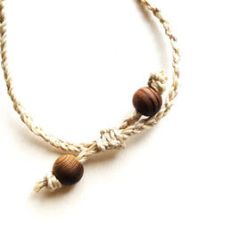 精麻とフローライトの祈りのマクラメペンダント【紐三つ編み】-cred Seima & Fluorite Macram? Pendant ? Braided Cord-