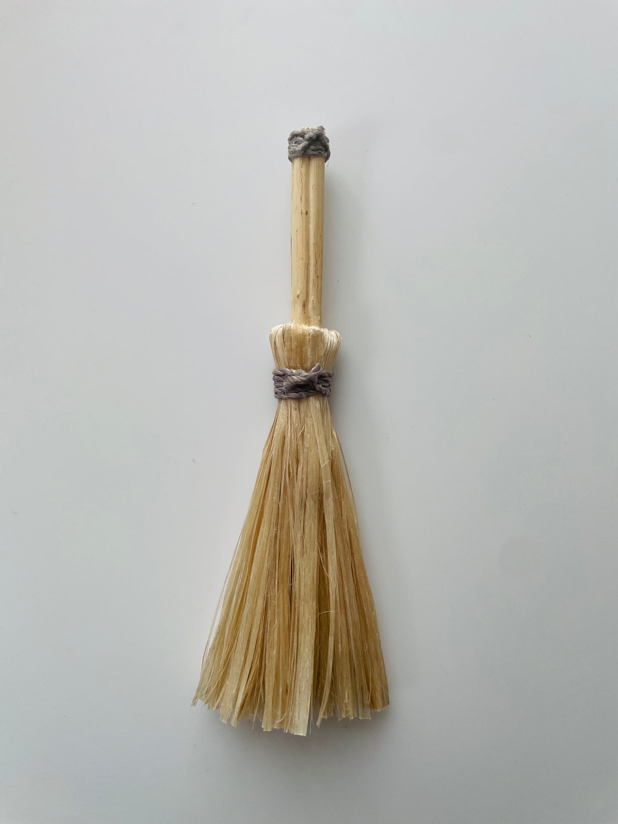 国産100％ 神聖精麻 祓いのミニほうき｜浄化・邪気祓い Sacred Seima Mini Purifying Broom ? Made in Japan