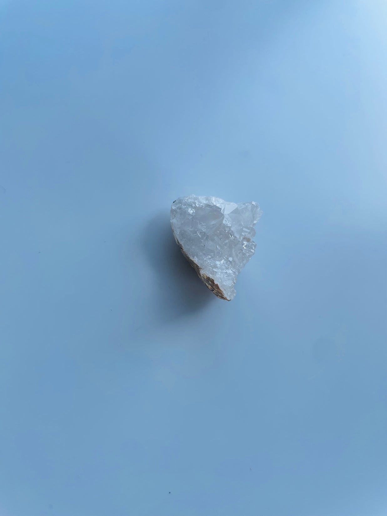 水晶ジオード 浄化セット モロッコ産 精麻紐付き（太さ3～4mm・長さ80cm）天然クリスタル 約3cm・一点物｜空間浄化 お守り