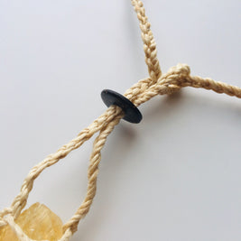 精麻包みシトリン・ヒーリングペンダント　-Citrine Healing Pendant Wrapped in Seima Hemp-