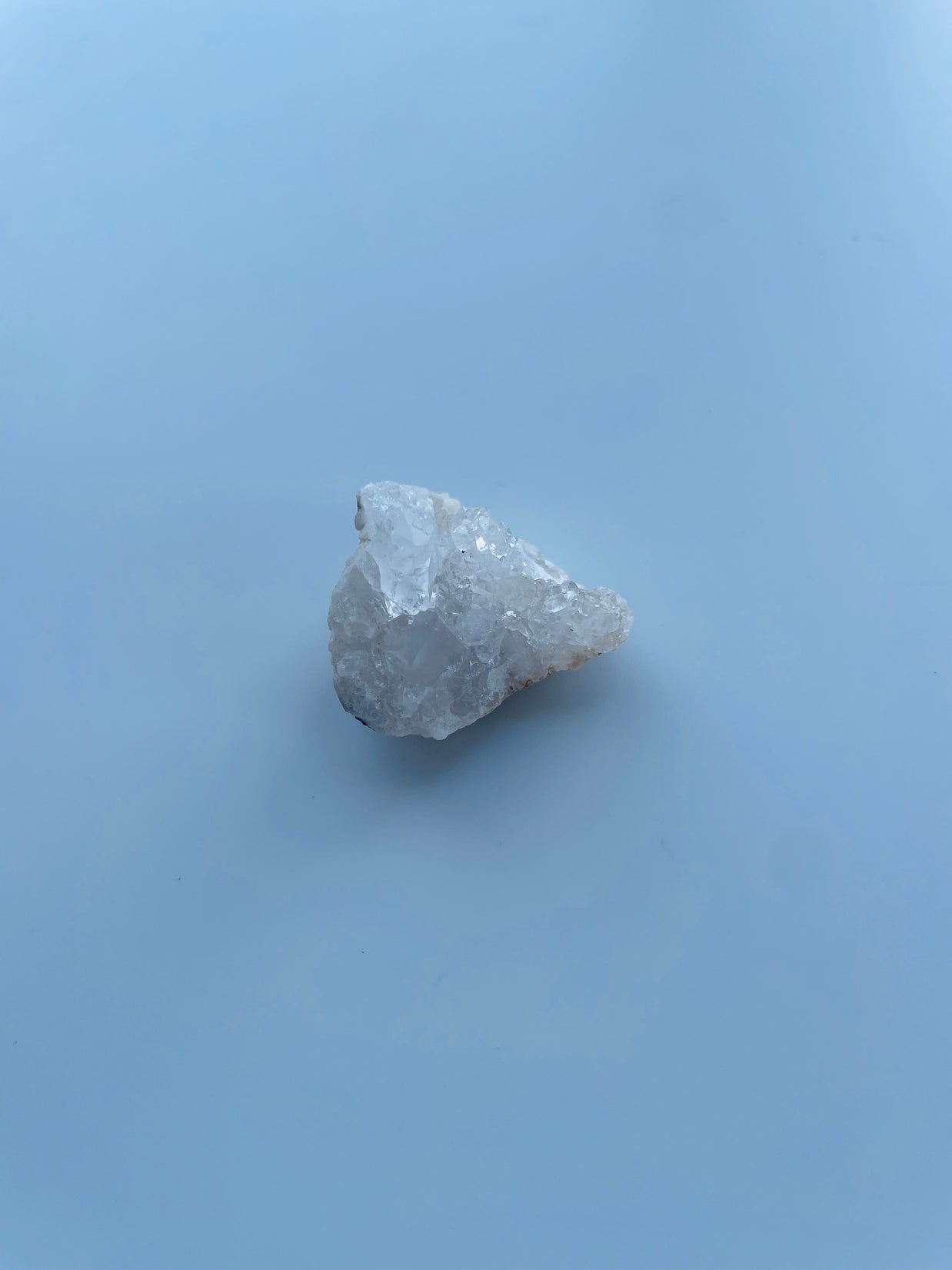 水晶ジオード 浄化セット モロッコ産 精麻紐付き（太さ3～4mm・長さ80cm）天然クリスタル 約3cm・一点物｜空間浄化 お守り