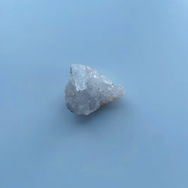 水晶ジオード 浄化セット モロッコ産 精麻紐付き（太さ3～4mm・長さ80cm）天然クリスタル 約3cm・一点物｜空間浄化 お守り