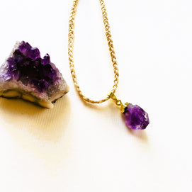精麻とマイナスエネルギーをプラスに変える石アメジストのお守りペンダント　-Seima & Amethyst Energy?Transforming Amulet Pendant-