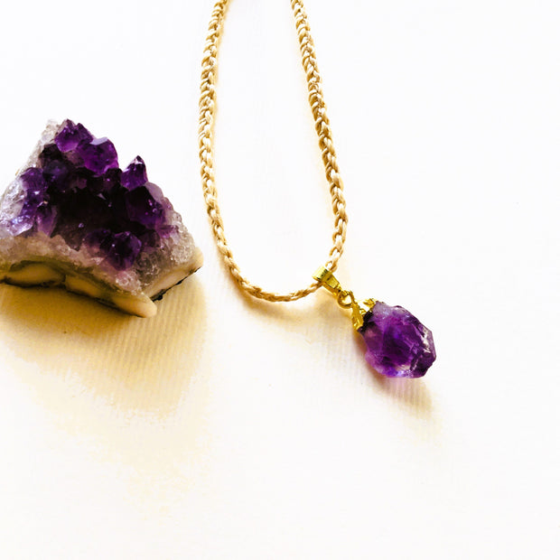 精麻とマイナスエネルギーをプラスに変える石アメジストのお守りペンダント　-Seima & Amethyst Energy?Transforming Amulet Pendant-