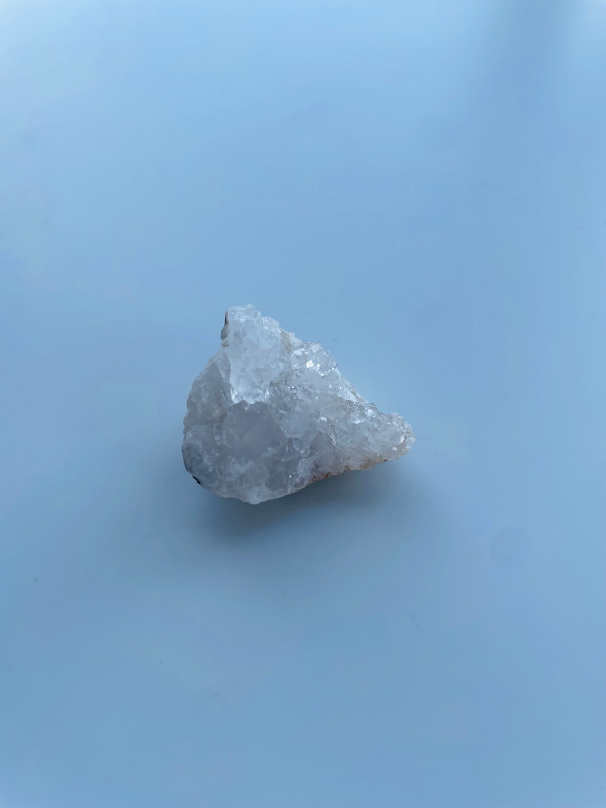 水晶ジオード 浄化セット モロッコ産 精麻紐付き（太さ3～4mm・長さ80cm）天然クリスタル 約3cm・一点物｜空間浄化 お守り