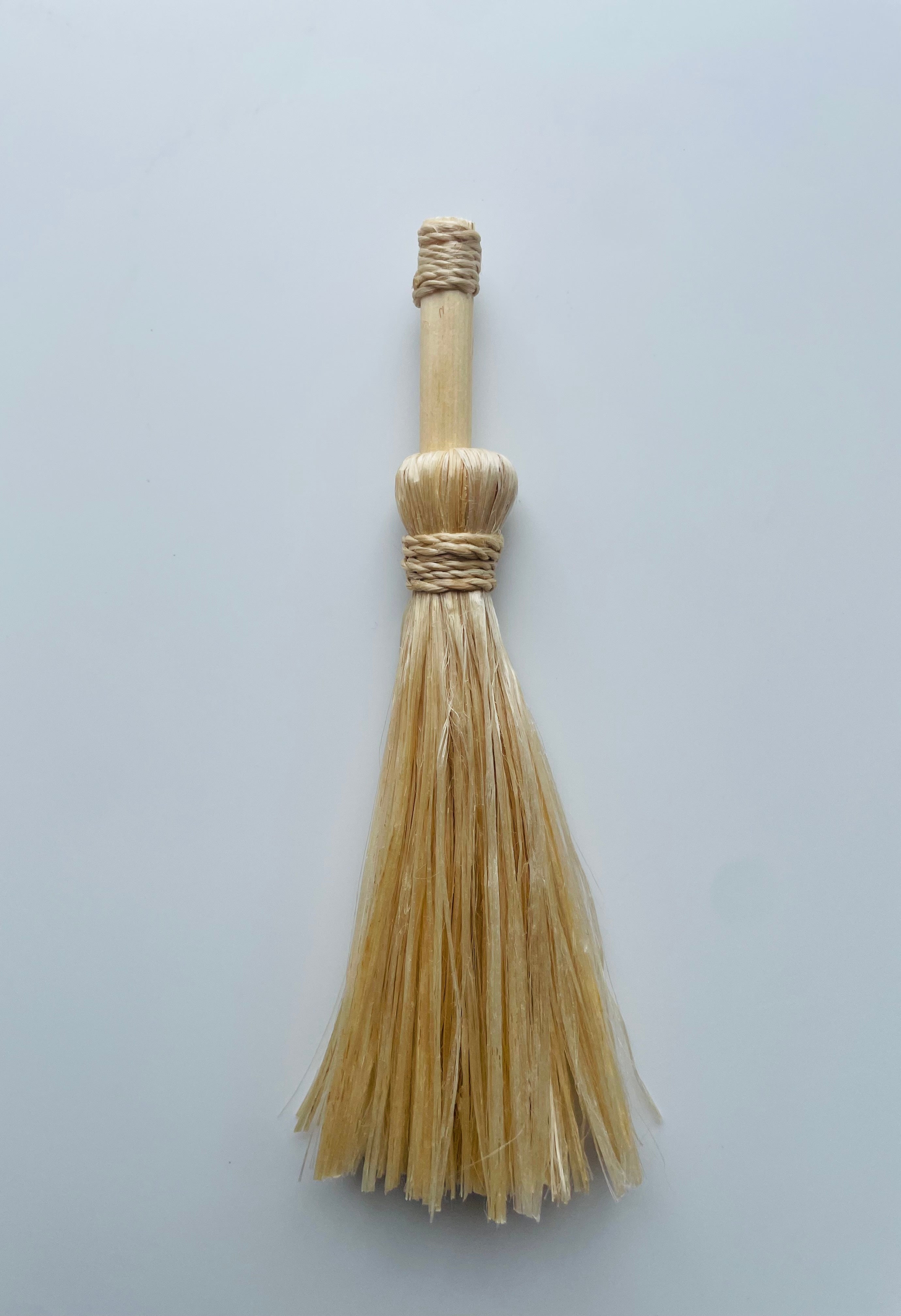 【再入荷】精麻祓いほうき ～心身を整える神聖な道具～